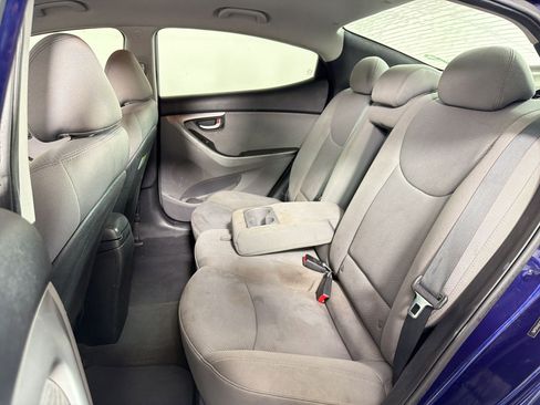 Used 2013 Hyundai Elantra GLS w/ Preferred Pkg image 14