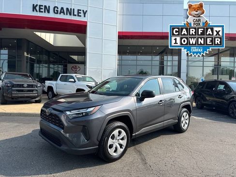 Used 2023 Toyota RAV4 LE AWD/4WD image 1