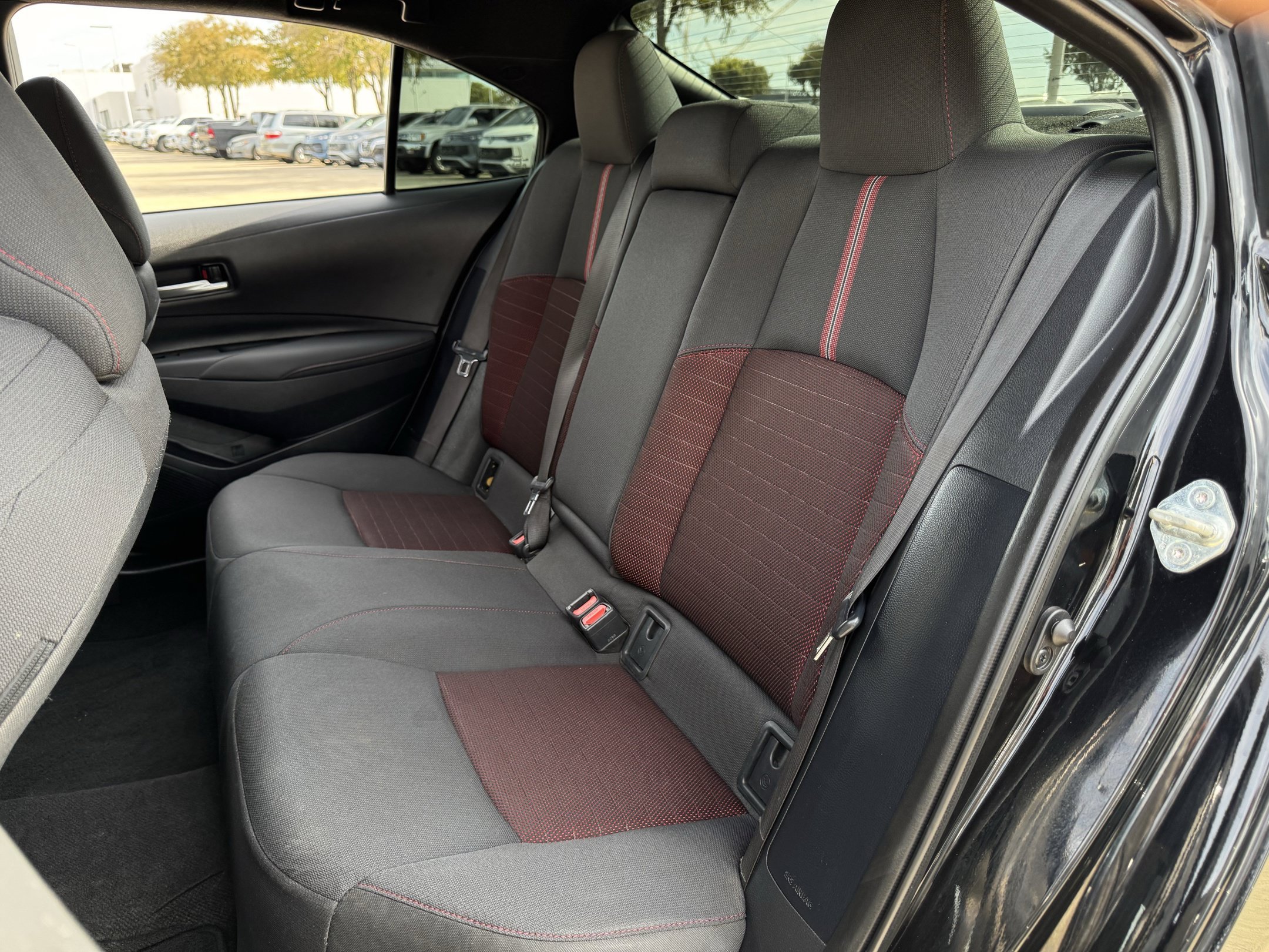 Used 2023 Toyota Corolla SE FWD image 23