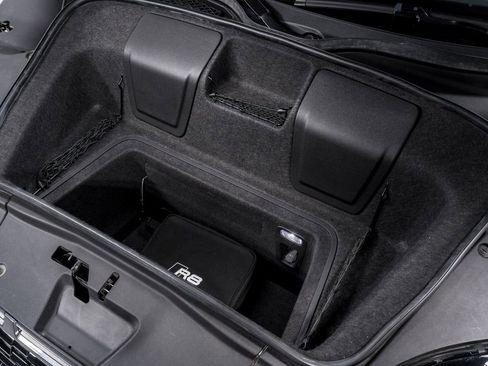 Used 2020 Audi R8 V10 image 40