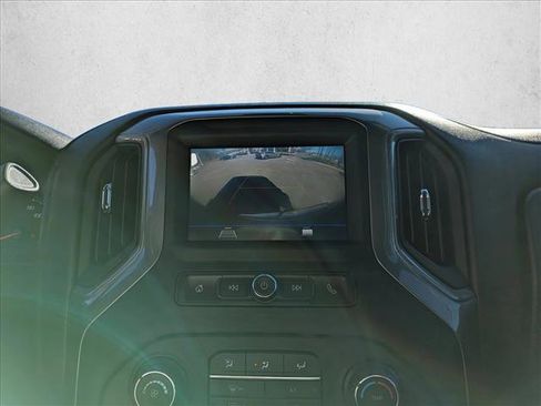 Used 2022 Chevrolet Silverado 1500 Custom w/ Safety Confidence Package image 14