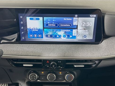 Used 2025 Nissan Kicks SV FWD image 23