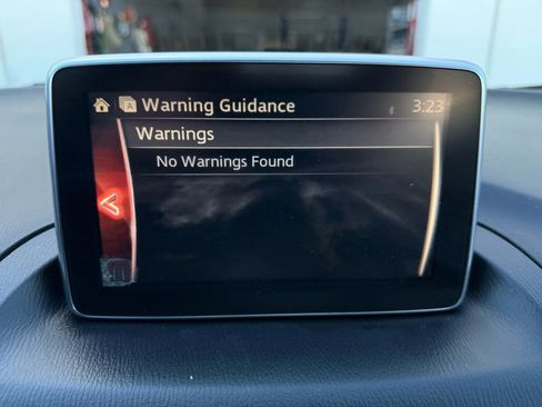 Used 2015 MAZDA MAZDA3 s Touring image 38