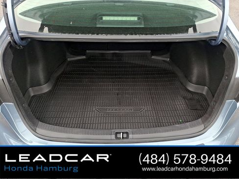 Used 2024 Toyota Corolla SE w/ SE Premium Package FWD image 29
