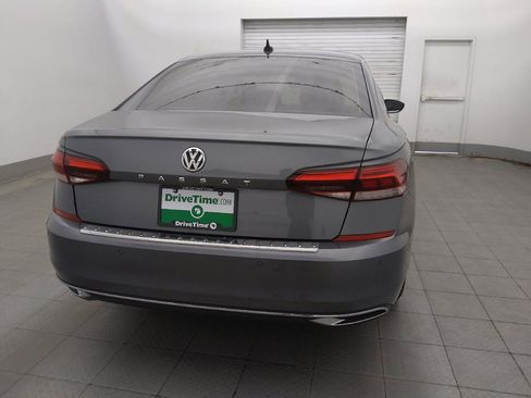 Used 2022 Volkswagen Passat 2.0T FWD image 7