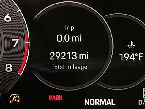 Certified 2025 Porsche Cayenne GTS AWD/4WD image 49