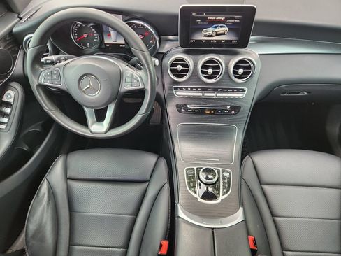 Used 2018 Mercedes-Benz GLC 300 image 27