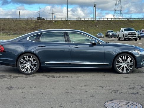Used 2025 Volvo S90 B6 Plus w/ Protection Package Premier image 2