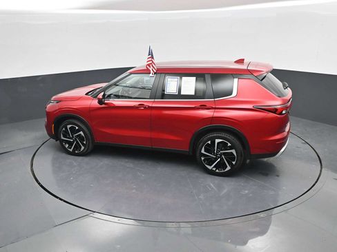 Used 2024 Mitsubishi Outlander SE AWD/4WD image 34