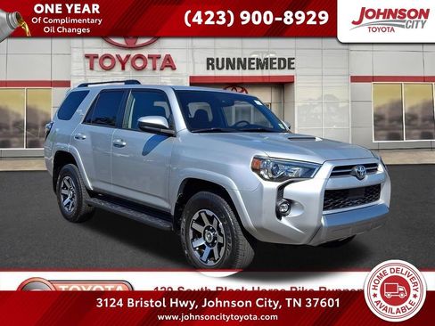 Used 2022 Toyota 4Runner TRD Off-Road AWD/4WD image 1