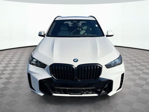 Used 2024 BMW X5 xDrive40i w/ M Sport Package image 2