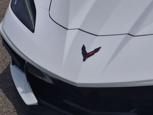 Used 2020 Chevrolet Corvette Stingray Coupe w/ Z51 Performance Package RWD image 12