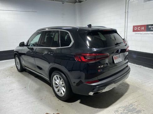 Used 2022 BMW X5 xDrive40i w/ Premium Package AWD/4WD image 4