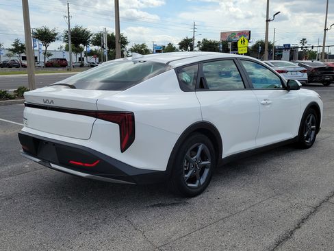 Used 2025 Kia K4 FWD image 7