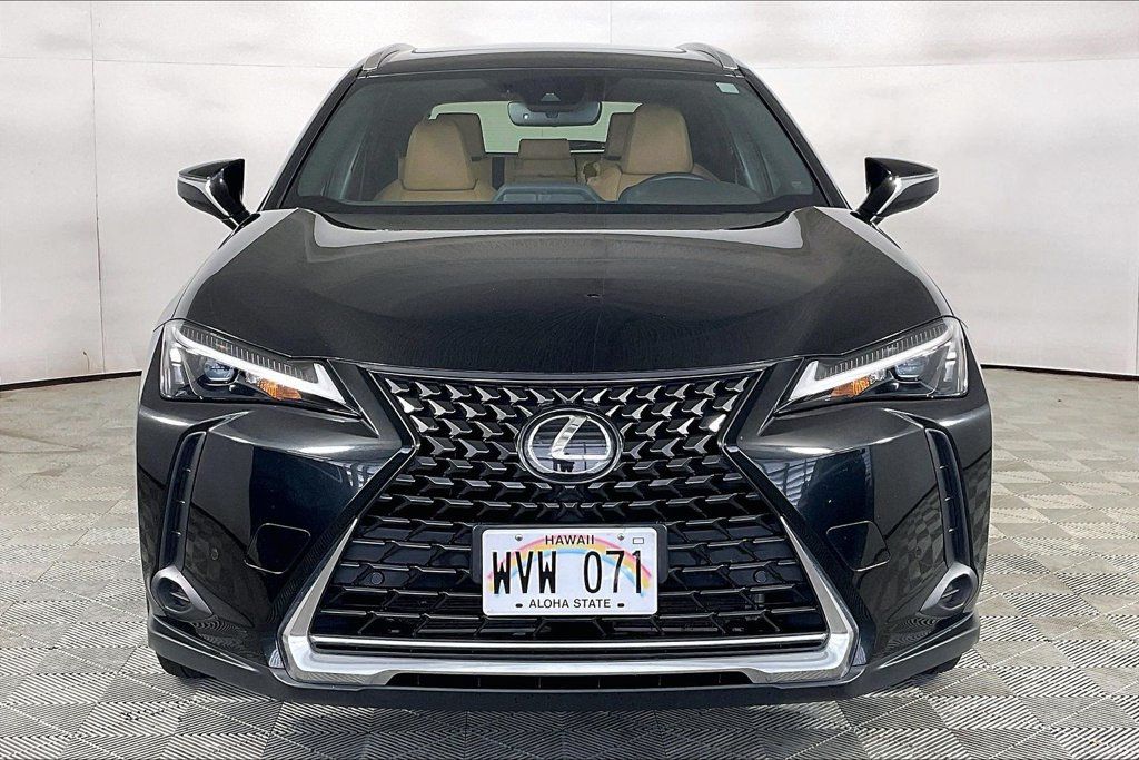 Used 2024 Lexus UX 250h FWD w/ Premium Package image 2