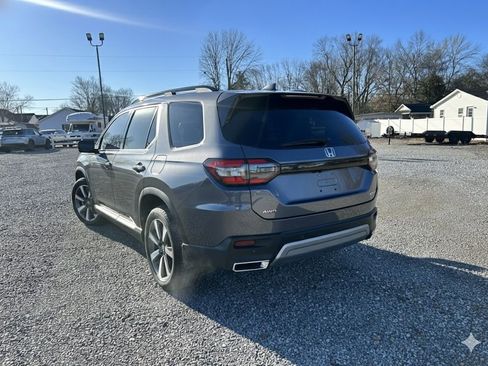 Used 2025 Honda Pilot Touring image 36