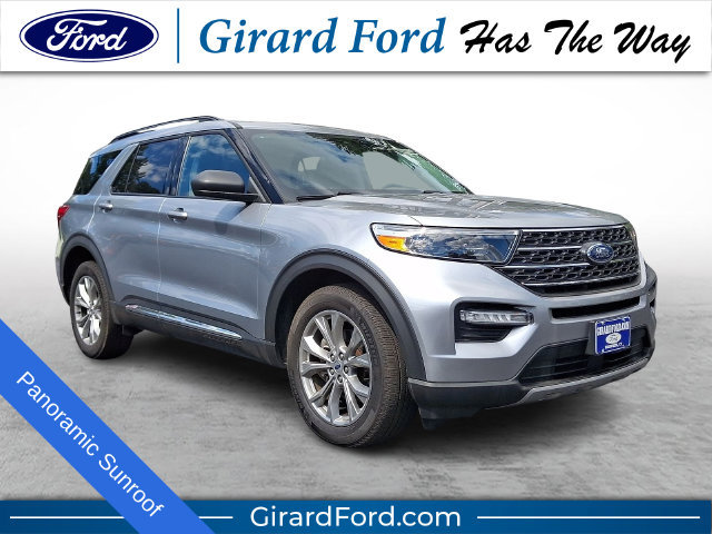 Certified 2023 Ford Explorer XLT w/ Equipment Group 202A AWD/4WD image 1