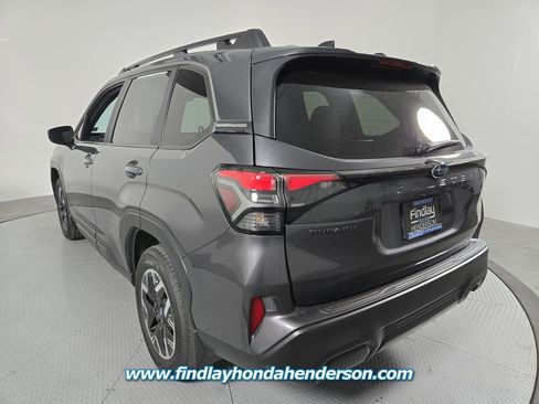 Used 2026 Subaru Forester Premium w/ Base/Premium Package image 4