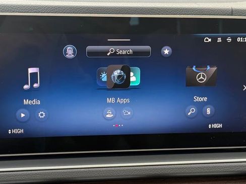 Used 2024 Mercedes-Benz GLS 450 4MATIC w/ AMG Line Exterior image 39