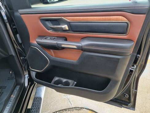 Used 2022 RAM 1500 Limited AWD/4WD image 13