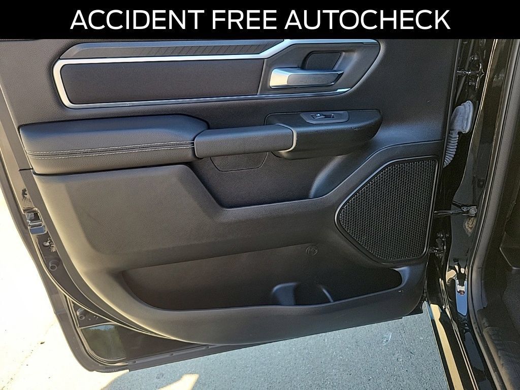 Used 2025 RAM 1500 Big Horn AWD/4WD image 14