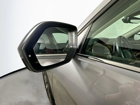 Used 2024 Volkswagen Atlas SE FWD image 39