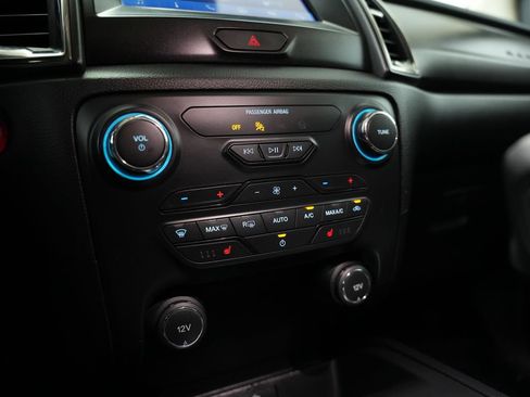 Used 2021 Ford Ranger Lariat w/ Tremor Off-Road Package image 25