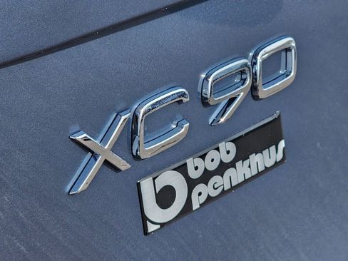 New 2026 Volvo XC90 B6 Plus w/ Protection Package Premier image 30