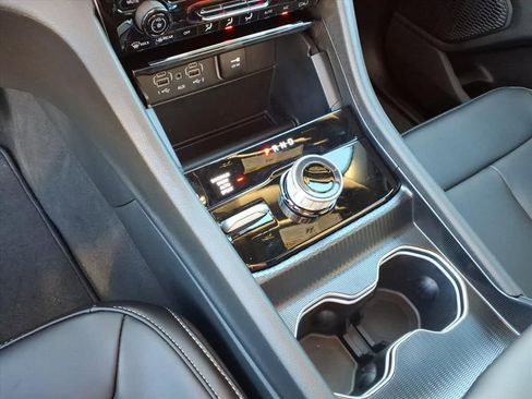 New 2025 Jeep Grand Cherokee Limited image 27