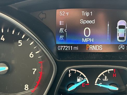 Used 2018 Ford Escape SEL image 22