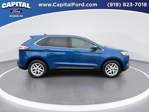 Certified 2022 Ford Edge SEL w/ Convenience Package image 9