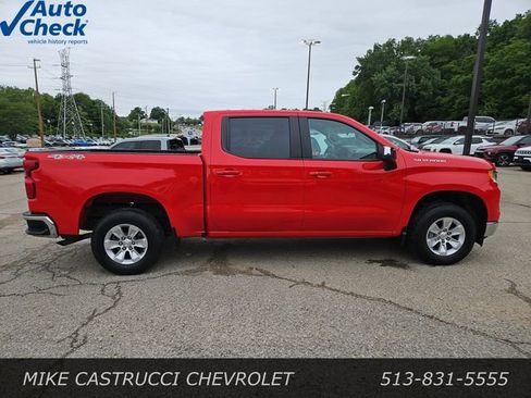Used 2025 Chevrolet Silverado 1500 LT AWD/4WD image 6