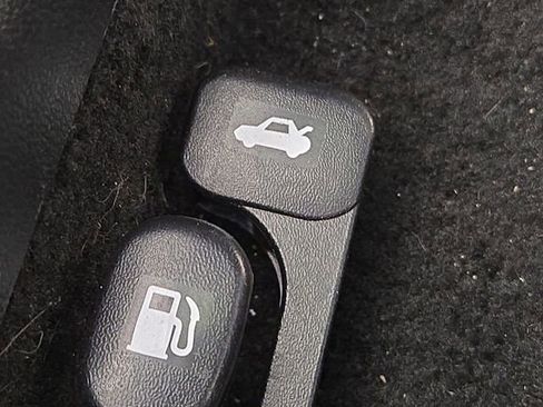 Certified 2025 Kia K4 LXS image 30