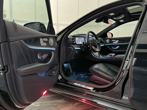 Used 2018 Mercedes-Benz E 63 AMG S image 17