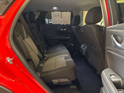 Used 2025 Chevrolet Blazer LT image 27