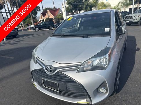 Used 2015 Toyota Yaris L FWD image 12