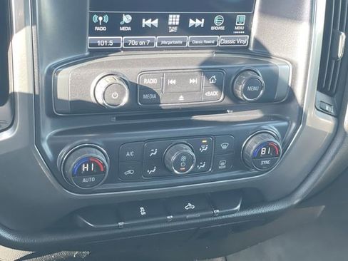 Certified 2018 Chevrolet Silverado 1500 LT w/ All Star Edition image 32