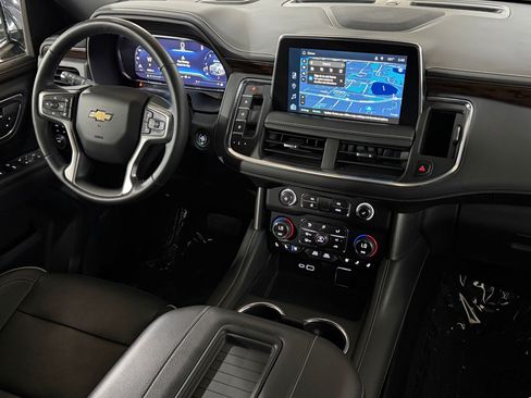 Used 2023 Chevrolet Tahoe Premier AWD/4WD image 4