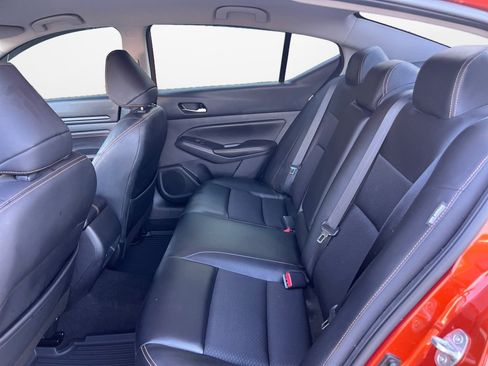 Used 2021 Nissan Altima 2.5 SR FWD image 15