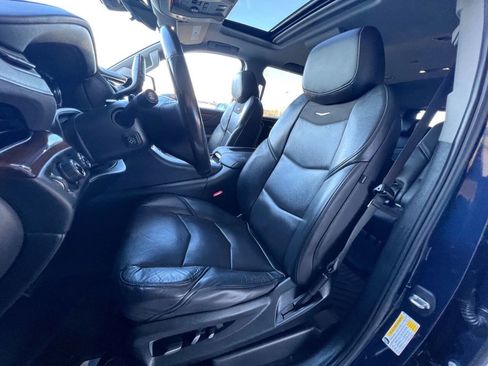 Used 2020 Cadillac Escalade Luxury image 10