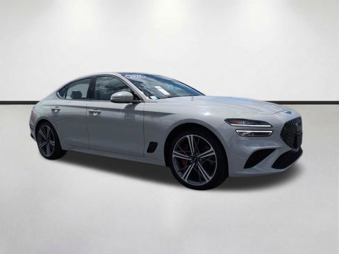Used 2025 Genesis G70 3.3T Advanced AWD/4WD image 2