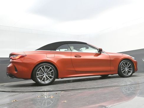 Certified 2024 BMW 430i Convertible w/ Premium Package image 36