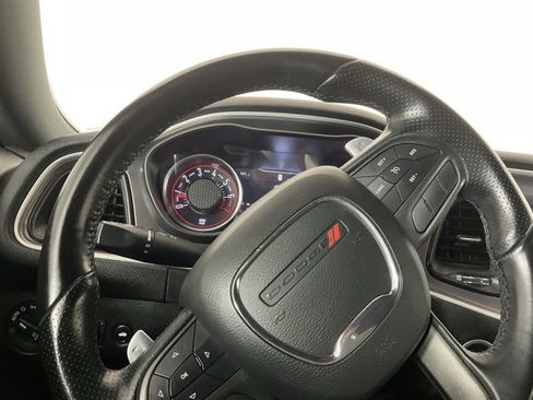 Used 2022 Dodge Challenger GT image 24