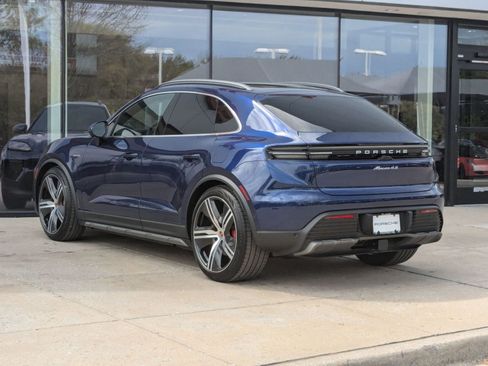 New 2025 Porsche Macan 4S Electric image 3