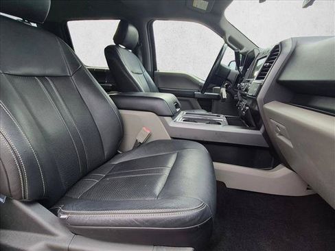 Used 2018 Ford F150 XLT w/ Equipment Group 302A Luxury AWD/4WD image 19