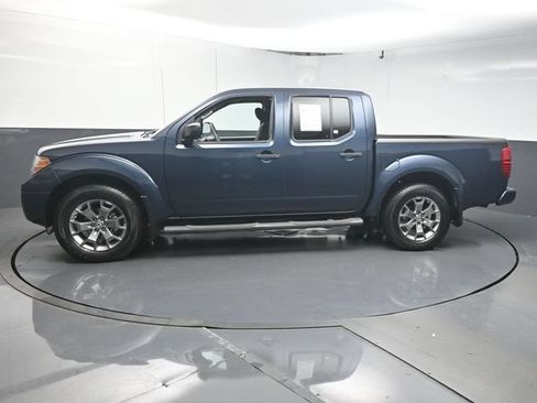 Used 2021 Nissan Frontier SV RWD image 5