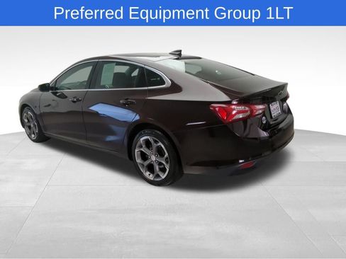 Used 2020 Chevrolet Malibu LT w/ Leather Package FWD image 4