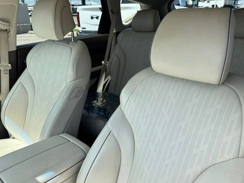 Used 2021 Genesis GV80 3.5T w/ Advanced Package 06 AWD/4WD image 10