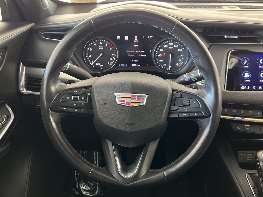 Used 2019 Cadillac XT4 Premium Luxury AWD/4WD image 17