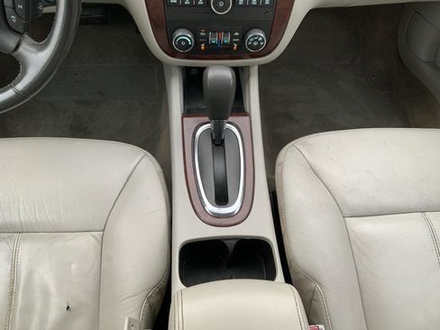 Used 2009 Chevrolet Impala LT image 35